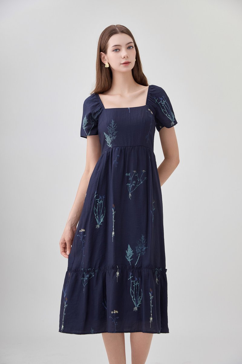 Bennet Botanical Midi Dress In Navy