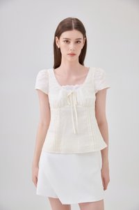 Coletta Eyelet Pintuck Ribbon Top In Cream