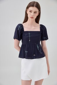 Bennet Botanical Flutter Top In Navy
