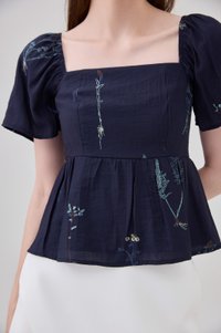 Bennet Botanical Flutter Top In Navy