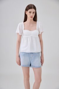 Marlee Textured Pleated Top In White