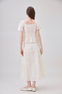 Sutton Floral Ribbon Button Top In Cream