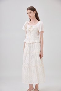 Sutton Floral Ribbon Button Top In Cream