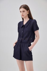 Aspen Ice Silk Peterpan Collar Top