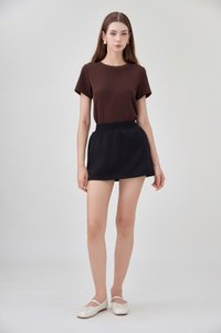 *GLACIER* Eliora Everyday Elastic Waist Skort in Black