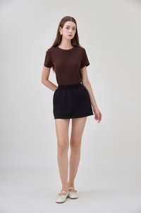 *GLACIER* Eliora Everyday Elastic Waist Skort in Black