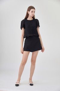 Delilah Eyelet Scallop Top In Black