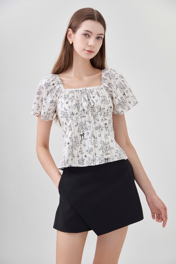Bristol Printed Ruched Top In Black