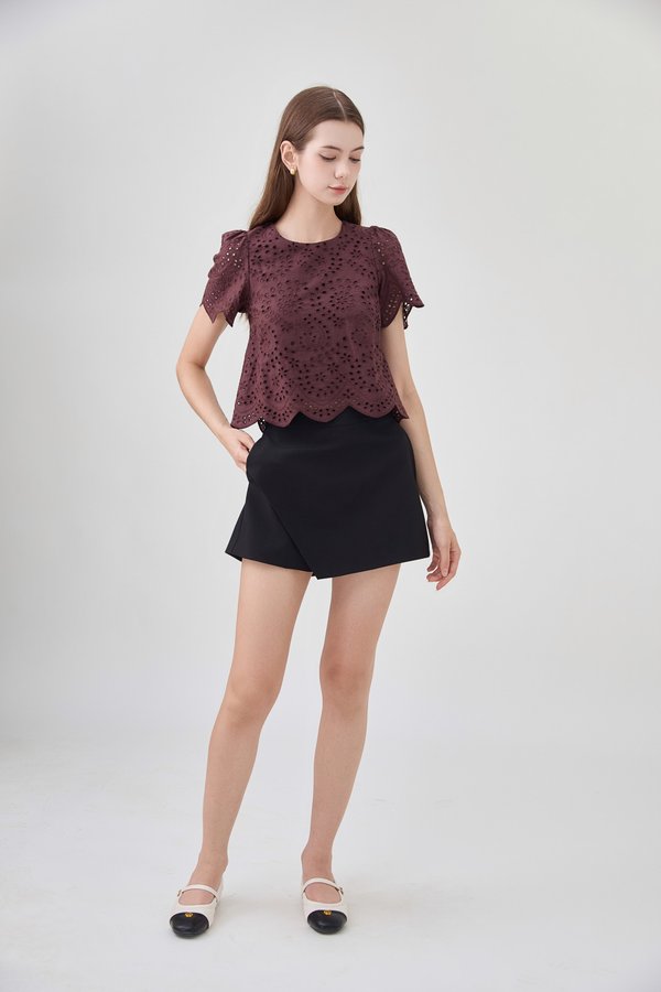 Delilah Eyelet Scallop Top In Brown