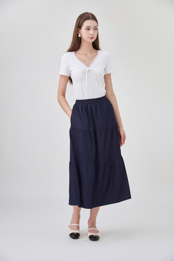 Lyla Elastic Waist Tiered Midi Skirt In Dark Wash