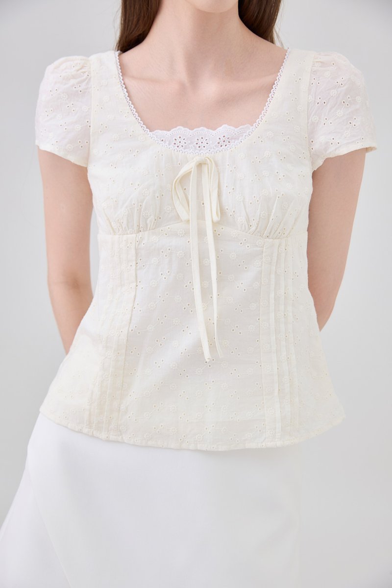 Coletta Eyelet Pintuck Ribbon Top In Cream