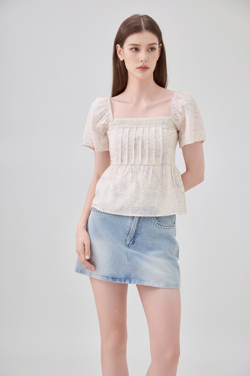 Antonella Pintuck Babydoll Top In Cream