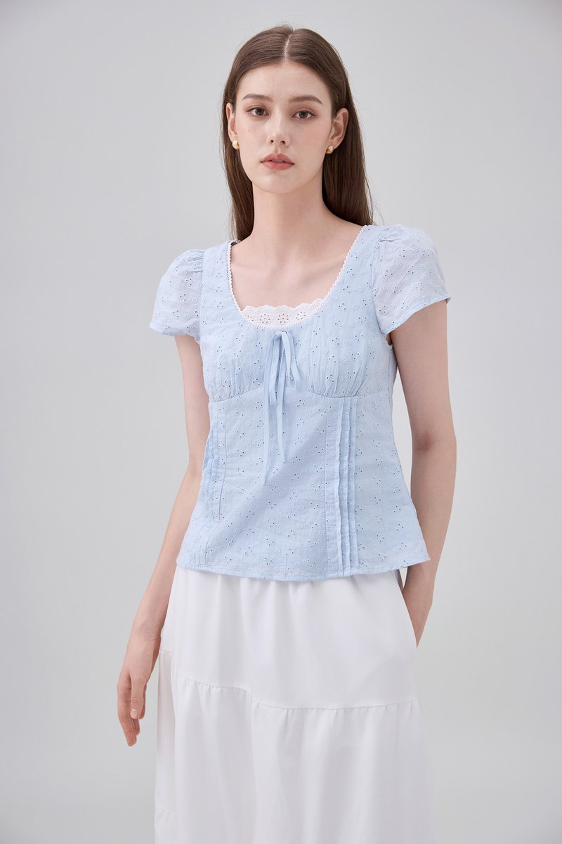 Coletta Eyelet Pintuck Ribbon Top In Blue