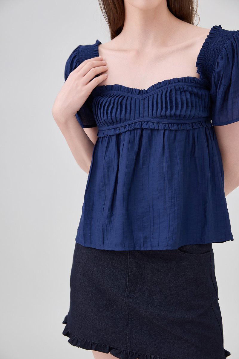 Marlee Textured Pleated Top In Navy