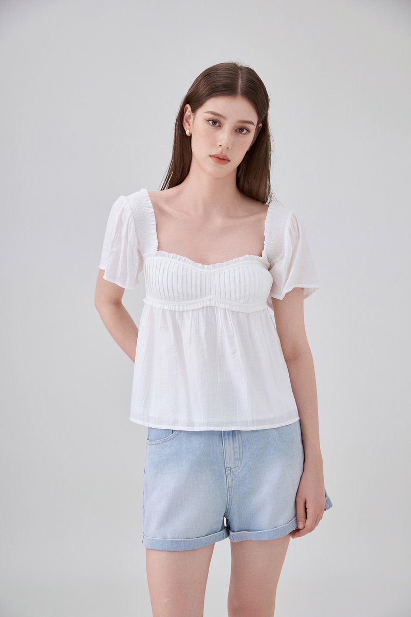 Marlee Textured Pleated Top In White