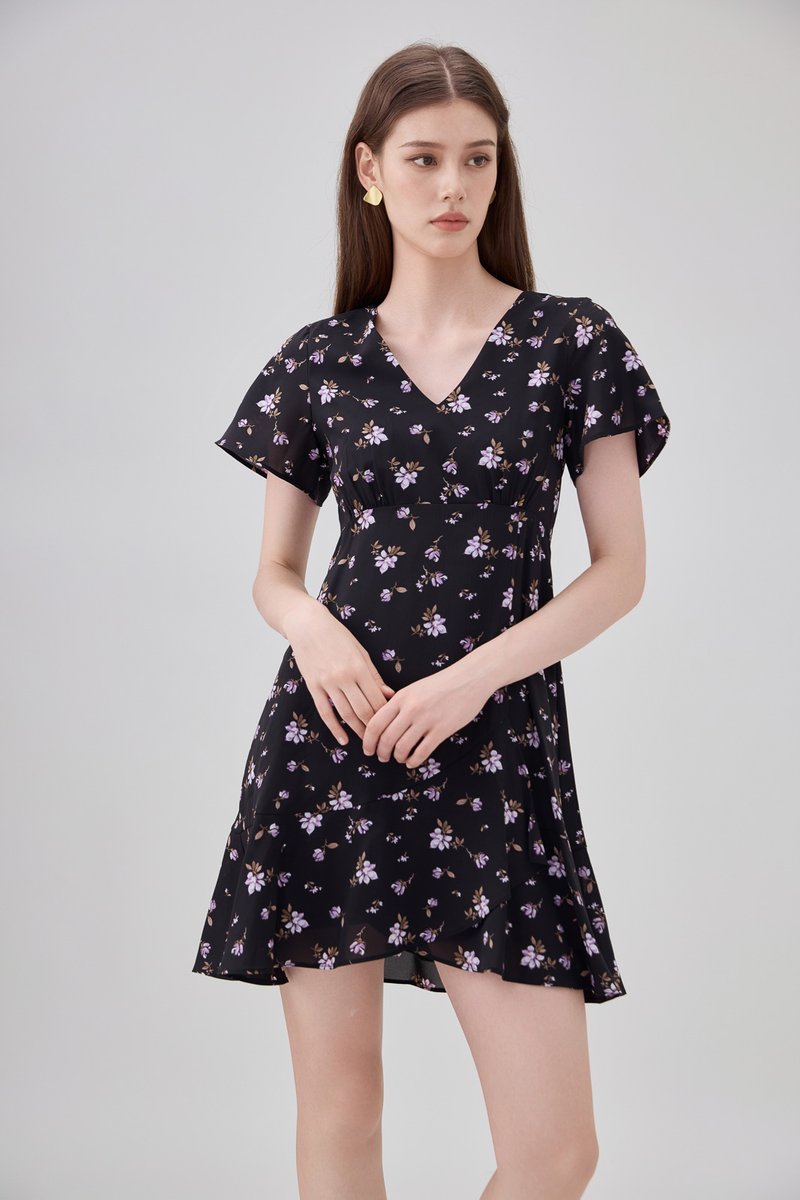 Aubrey Floral Ruffle Hem Dress In Black