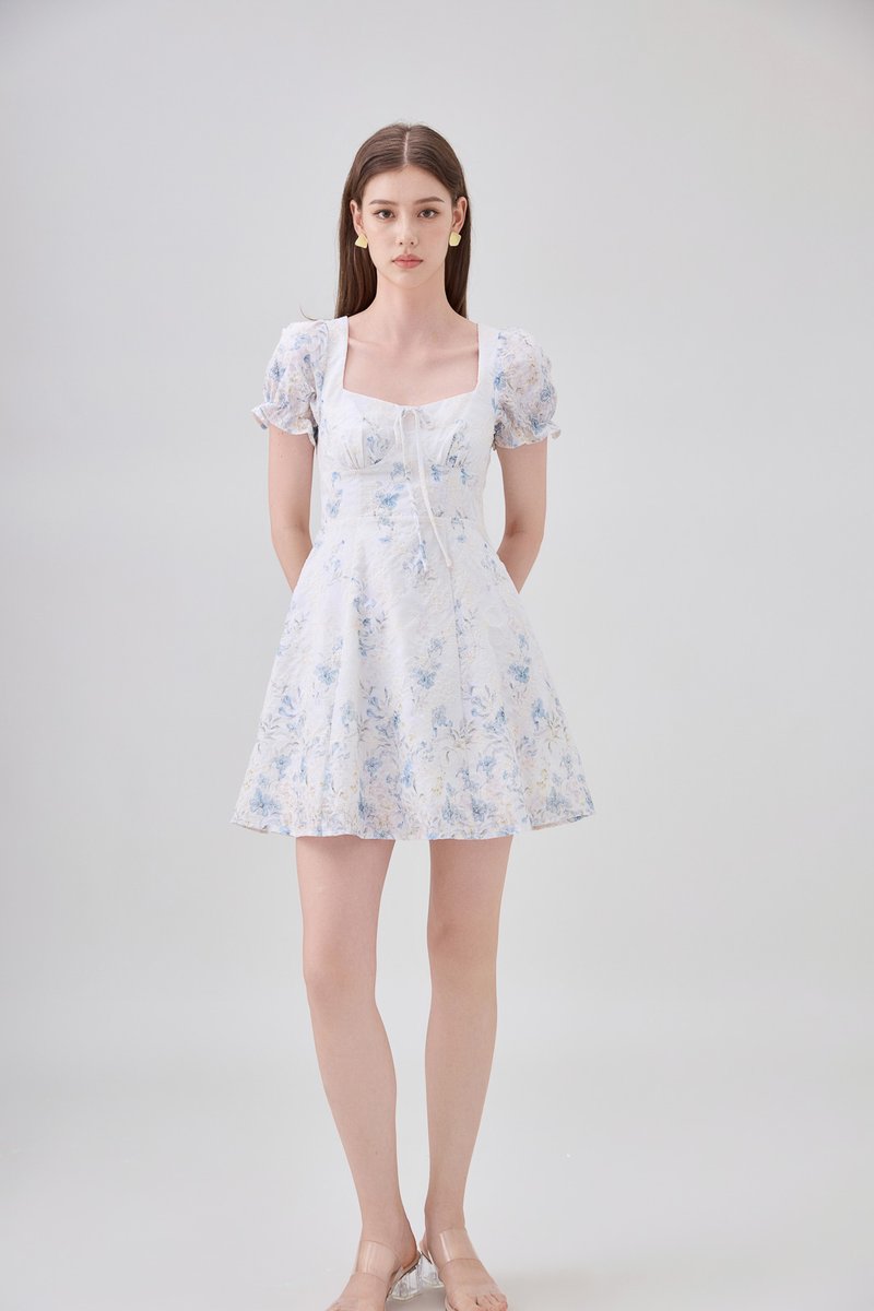 Elle Embroidery Floral Dress In Blue