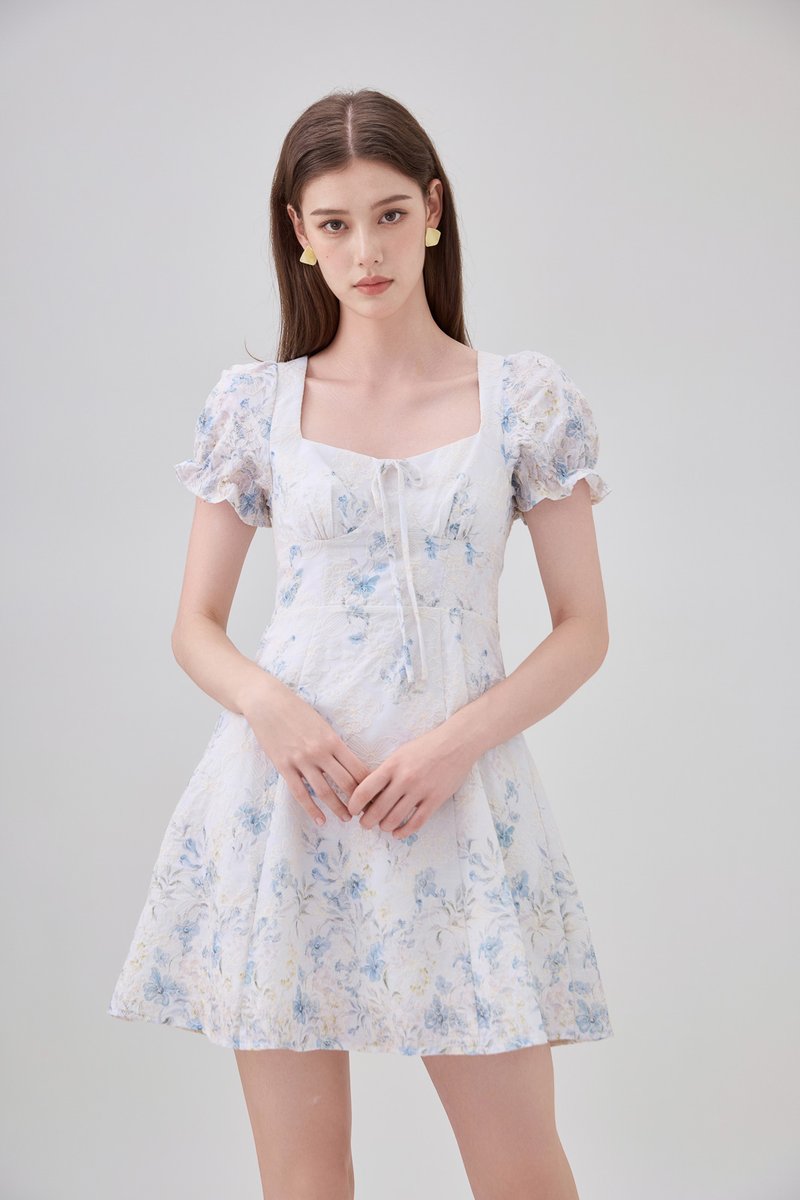 Elle Embroidery Floral Dress In Blue