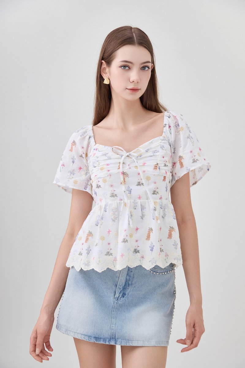 Adelyn Embroidery Sweetheart Ribbon Top In Meadow Floral