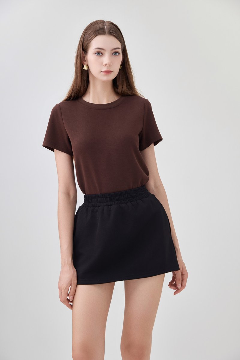*GLACIER* Eliora Everyday Elastic Waist Skort in Black