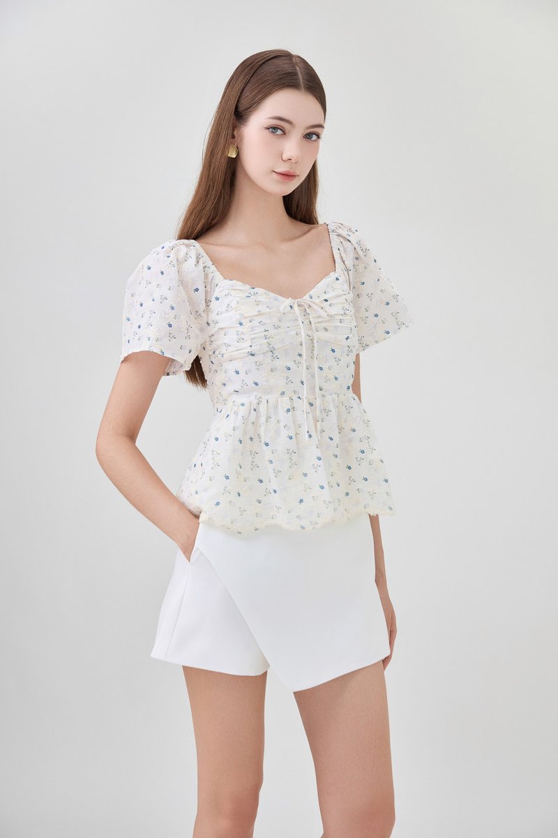 Adelyn Embroidery Sweetheart Ribbon Top In Blue Wildflower