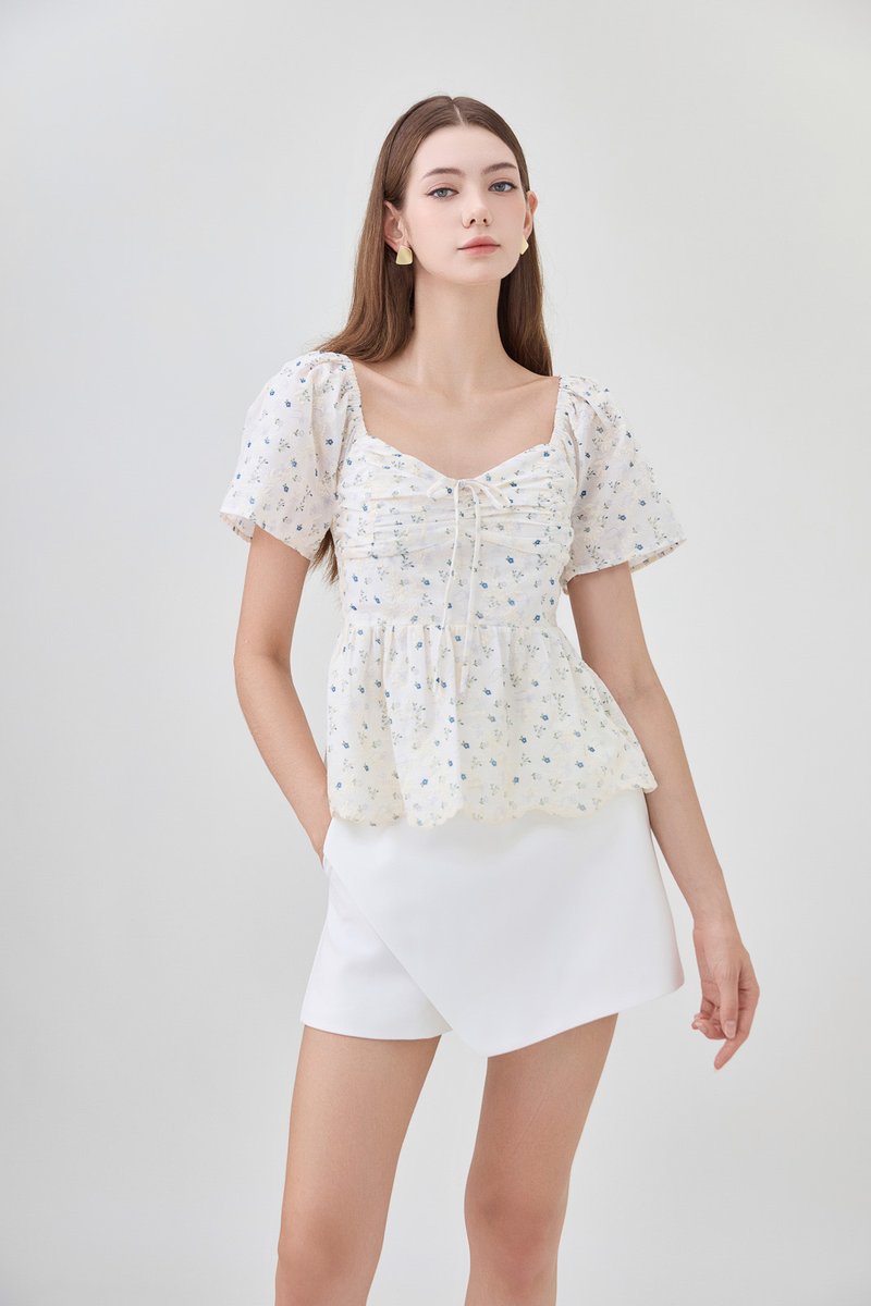 Adelyn Embroidery Sweetheart Ribbon Top In Blue Wildflower
