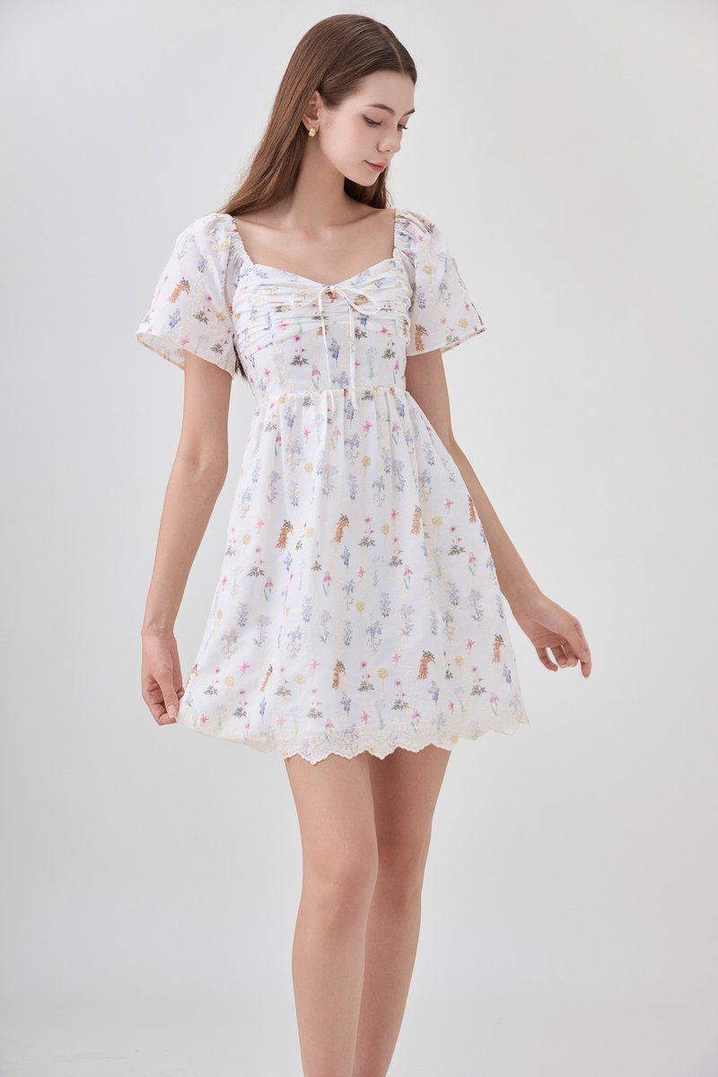 Adelyn Embroidery Sweetheart Ribbon Dress In Meadow Floral