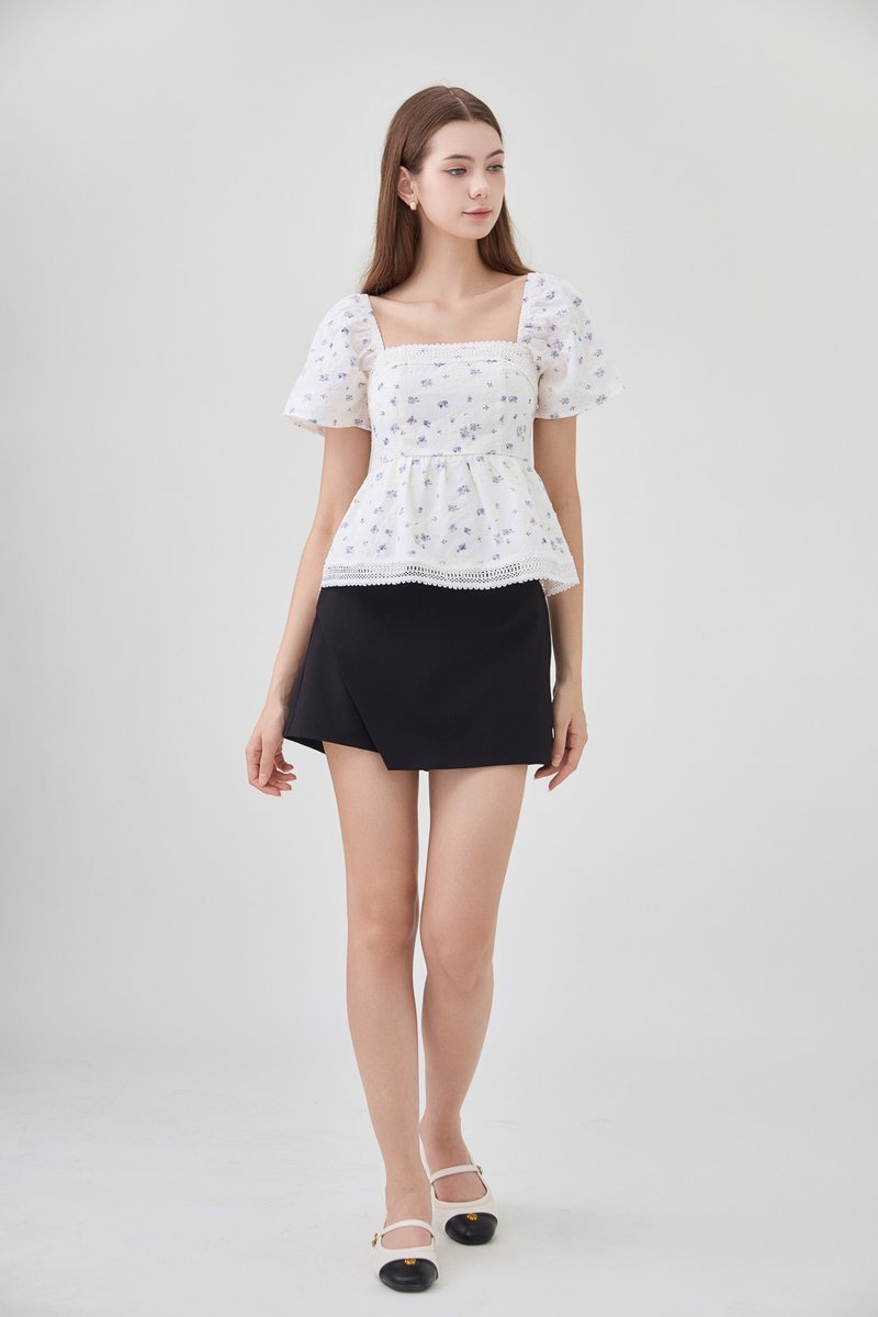 Alexandria Embroidery Babydoll Top In Lavender Bloom