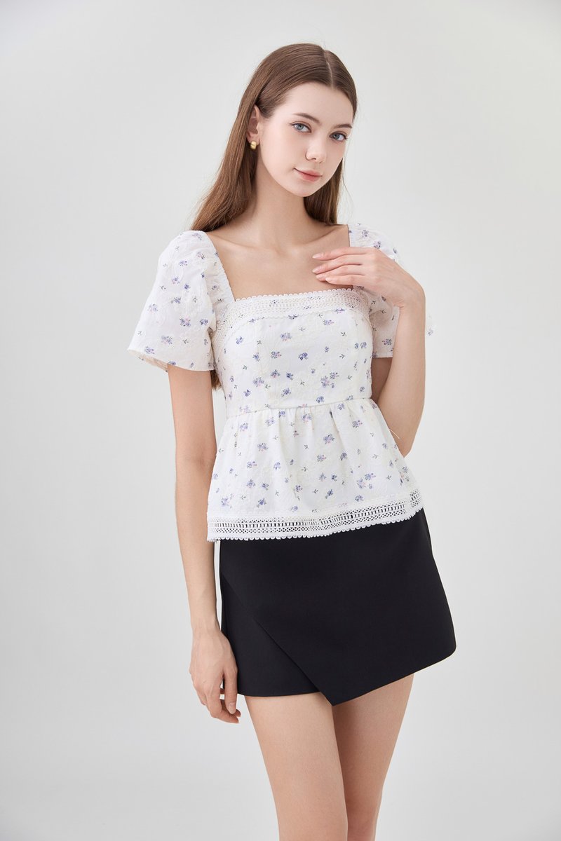 Alexandria Embroidery Babydoll Top In Lavender Bloom