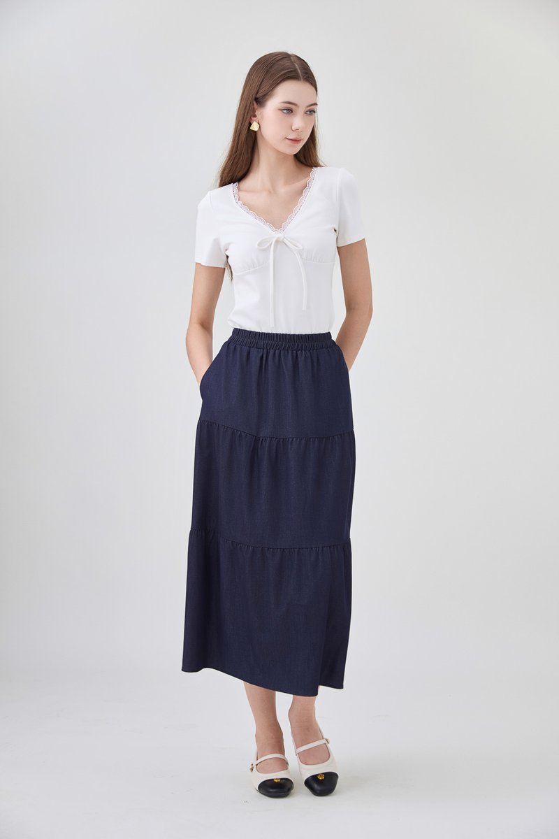 Lyla Elastic Waist Tiered Midi Skirt In Dark Wash
