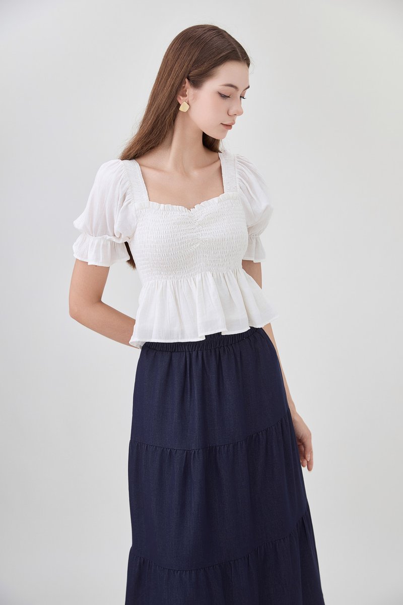 Ariyah Smocked Ruched Ruffles Top In White