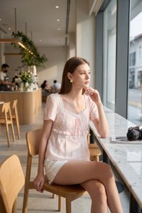 Laurel Gingham Floral Ribbon Top In Pink