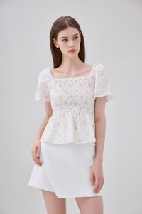 Jimena Smocked Floral Babydoll Top In Purple