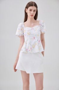 Oakleigh Panelled Sweetheart Floral Top In Watercolour Floral