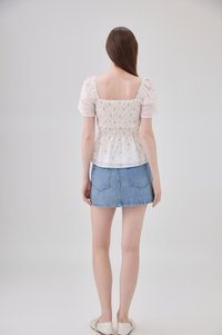 Jimena Smocked Floral Babydoll Top In Pink
