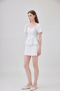 Lillie Panelled Sweetheart Floral Top In Floral Stripe