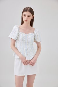 Lillie Panelled Sweetheart Floral Top In Floral Stripe