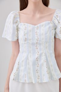 Lillie Panelled Sweetheart Floral Top In Floral Stripe