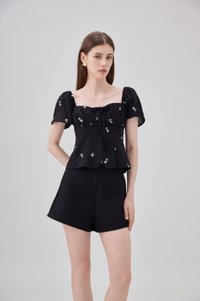 Mariel Swiss Dot Ruched Floral Top In Black