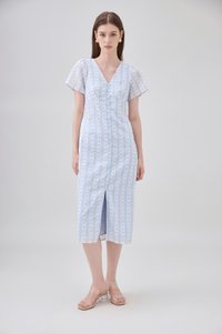 Elouise Eyelet Floral Button Midi Dress In Blue