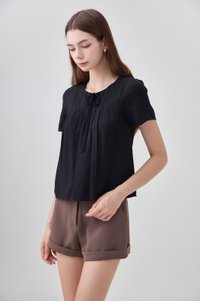 Belen Ribbon Textured Top In Black