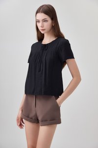 Belen Ribbon Textured Top In Black