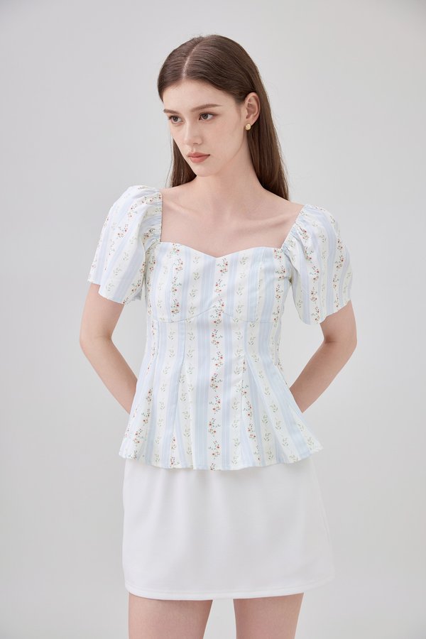 Lillie Panelled Sweetheart Floral Top In Floral Stripe