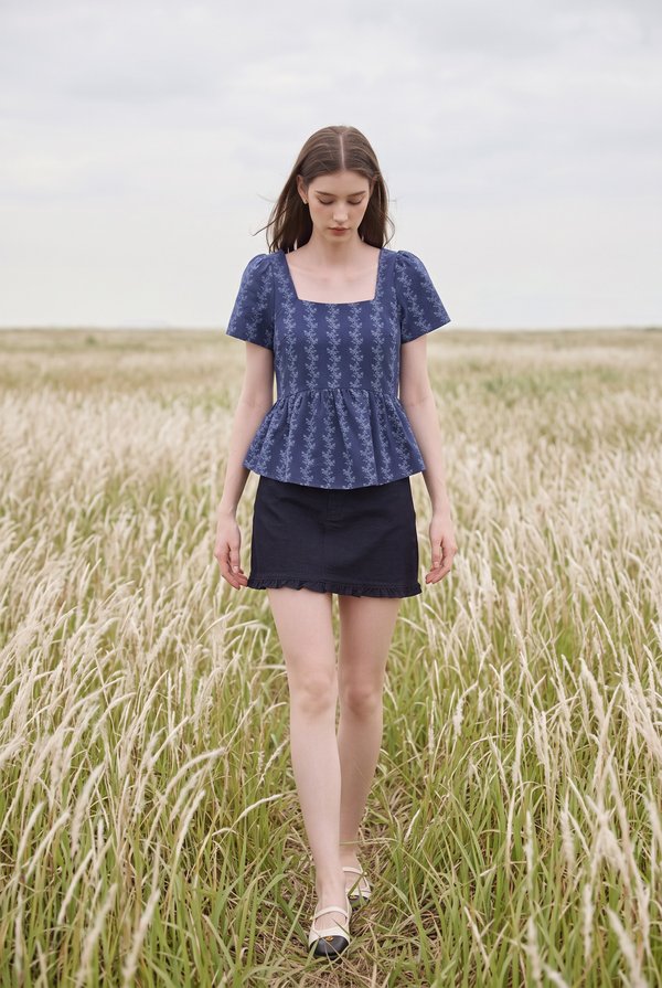 Celina Floral Vine Babydoll Top In Navy