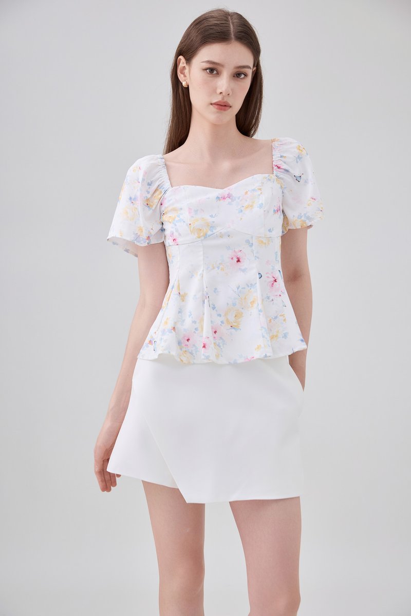 Oakleigh Panelled Sweetheart Floral Top In Watercolour Floral