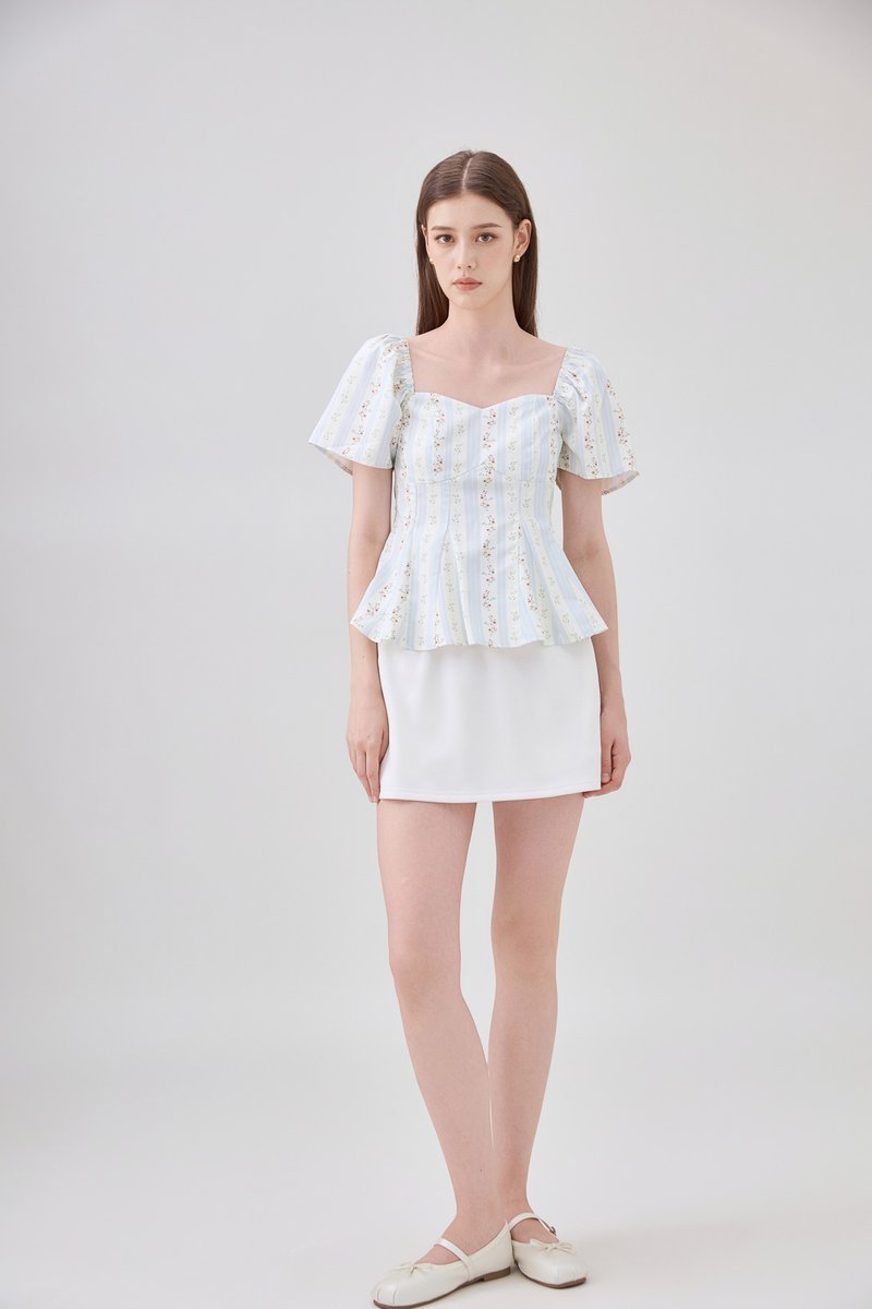 Lillie Panelled Sweetheart Floral Top In Floral Stripe