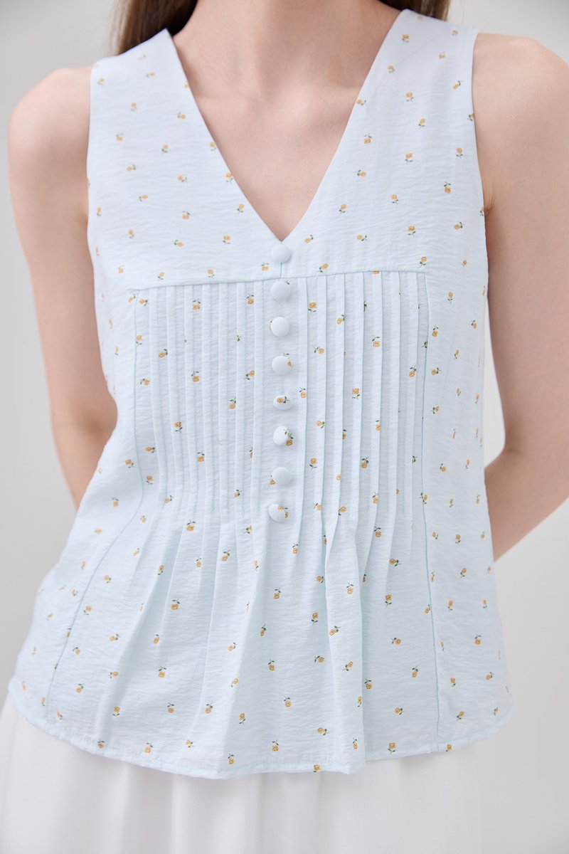 Eleanora Pintuck Floral Button Top In Tiffany Blue