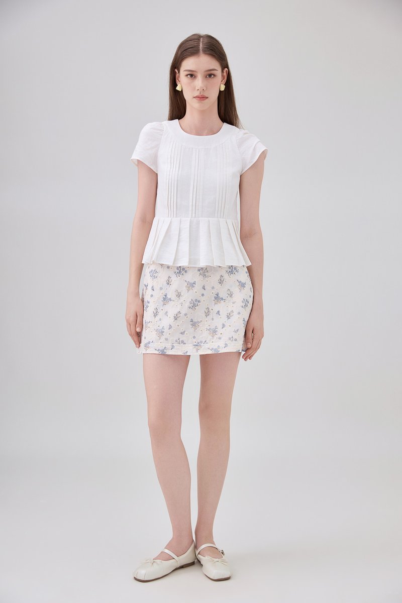 Kimber Eyelet Floral Skort
