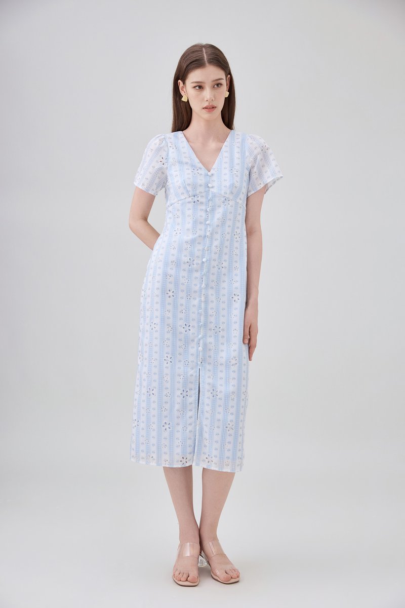 Elouise Eyelet Floral Button Midi Dress In Blue