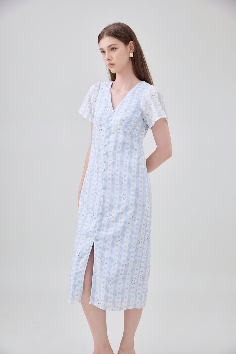 Elouise Eyelet Floral Button Midi Dress In Blue
